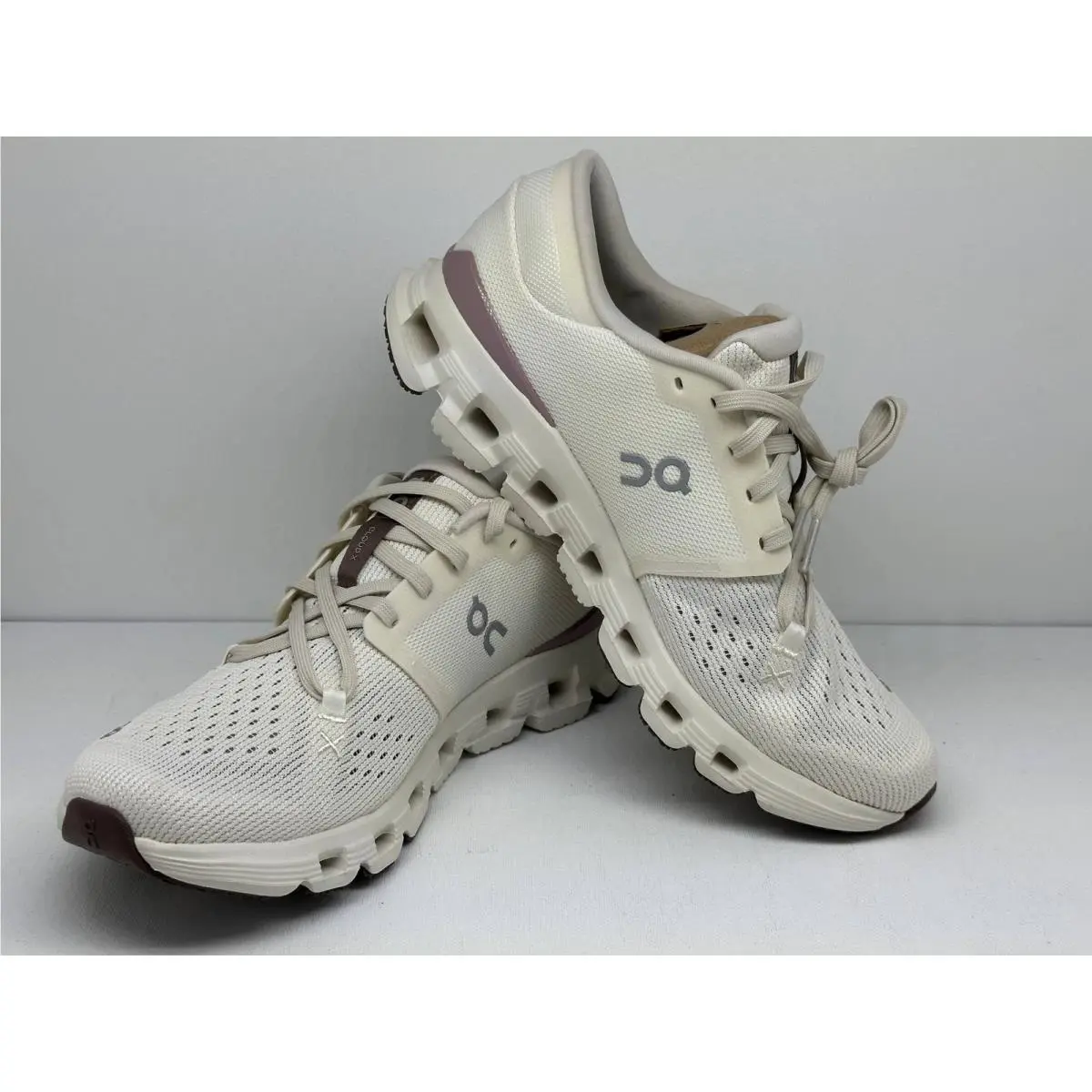 On Running Cloud X 4 Womens 8.5 Ivory Heron Running Shoes 3WE30074740