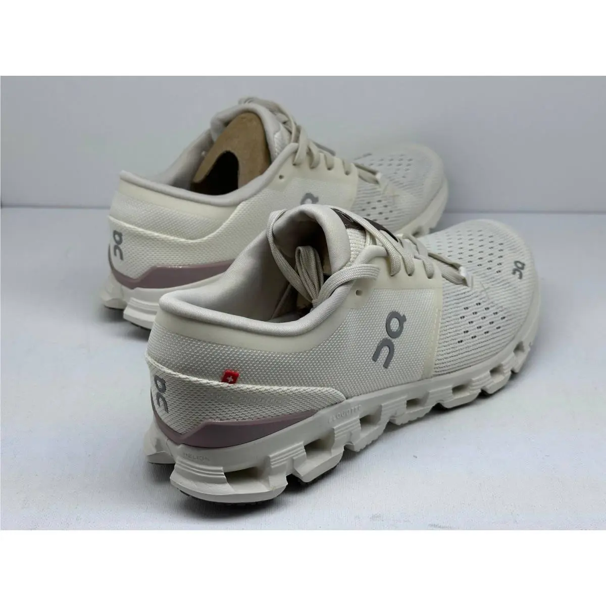 On-Running shoes - On Running Cloud X 4 - Ivory 2