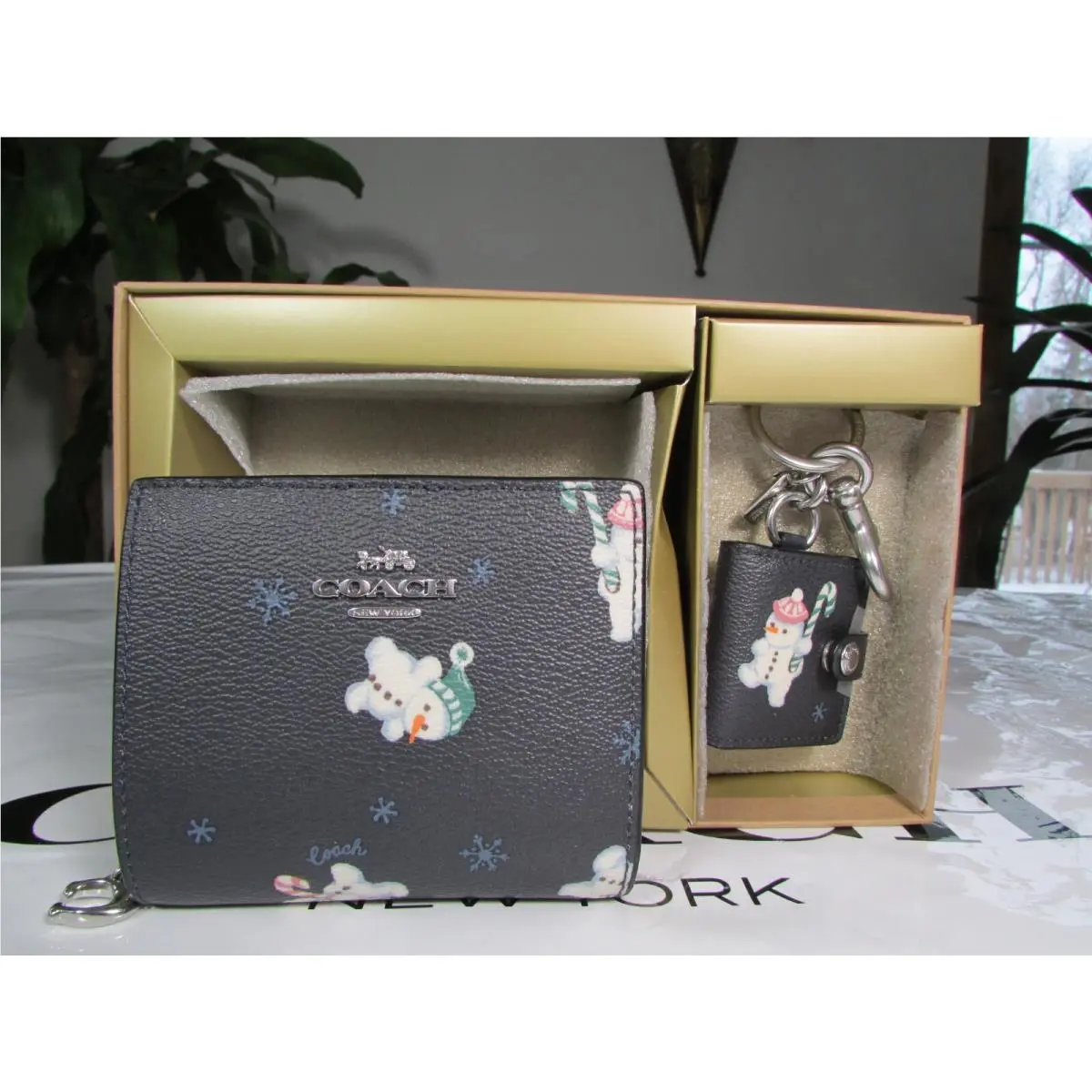 Coach Boxed Snowman Print Snap Wallet and Picture Frame Bag Charm C6941 Midnight