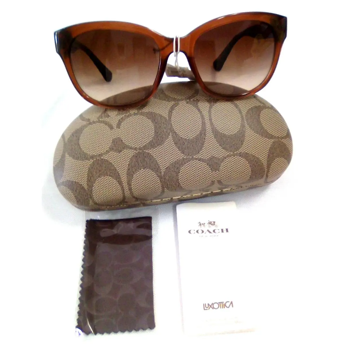 Coach Sunglasses HC8110 L937 – Cailin Saddle/dark Tortoise 56 19 135