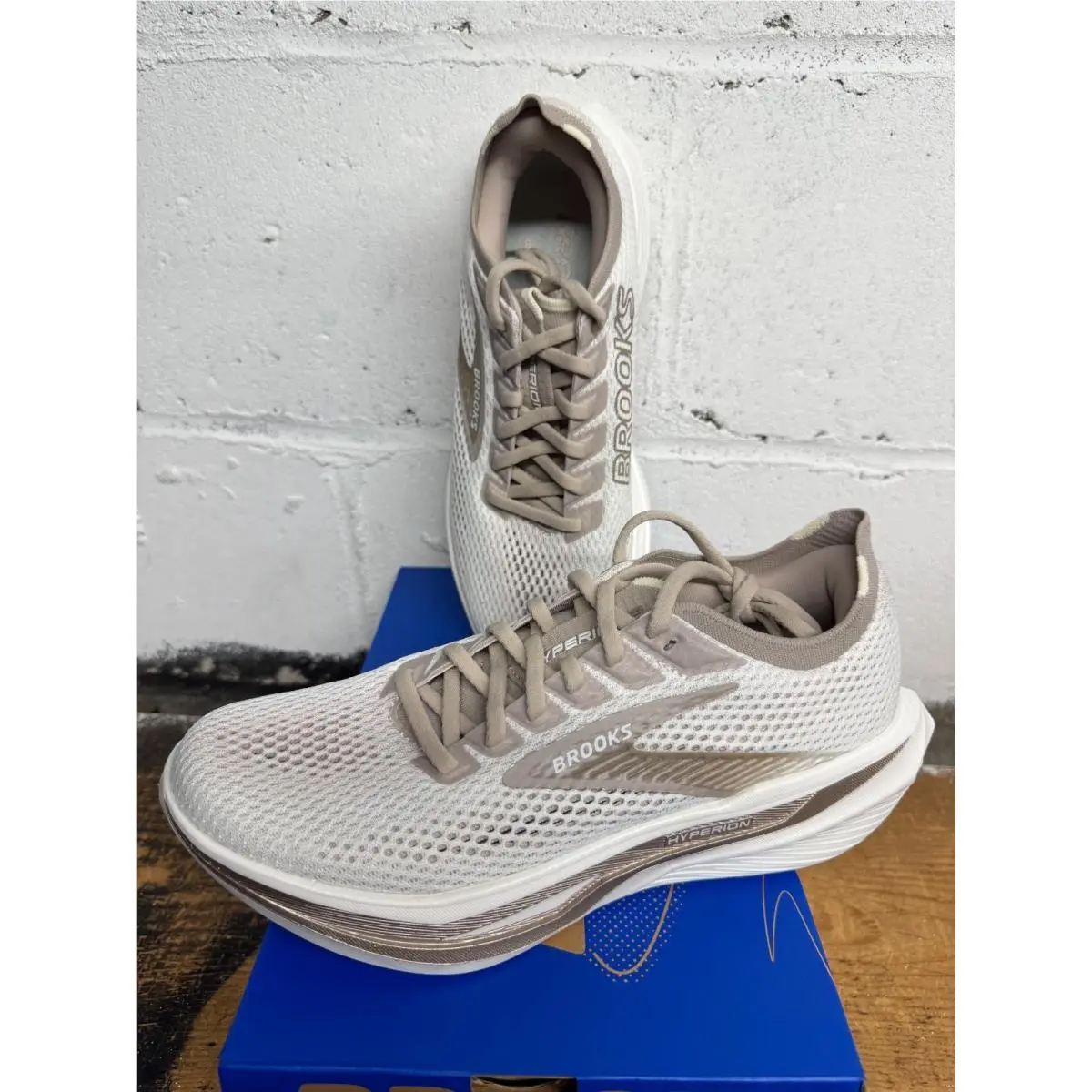 Brooks shoes - Ghost 17 - Ghost - 120431 1D 070 - White 3