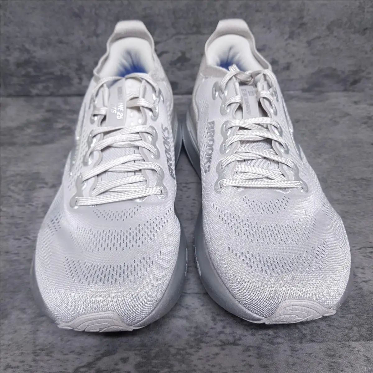 Brooks shoes - Brooks Adrenaline GTS - Adrenaline GTS - 1104541D184 - Silver 1
