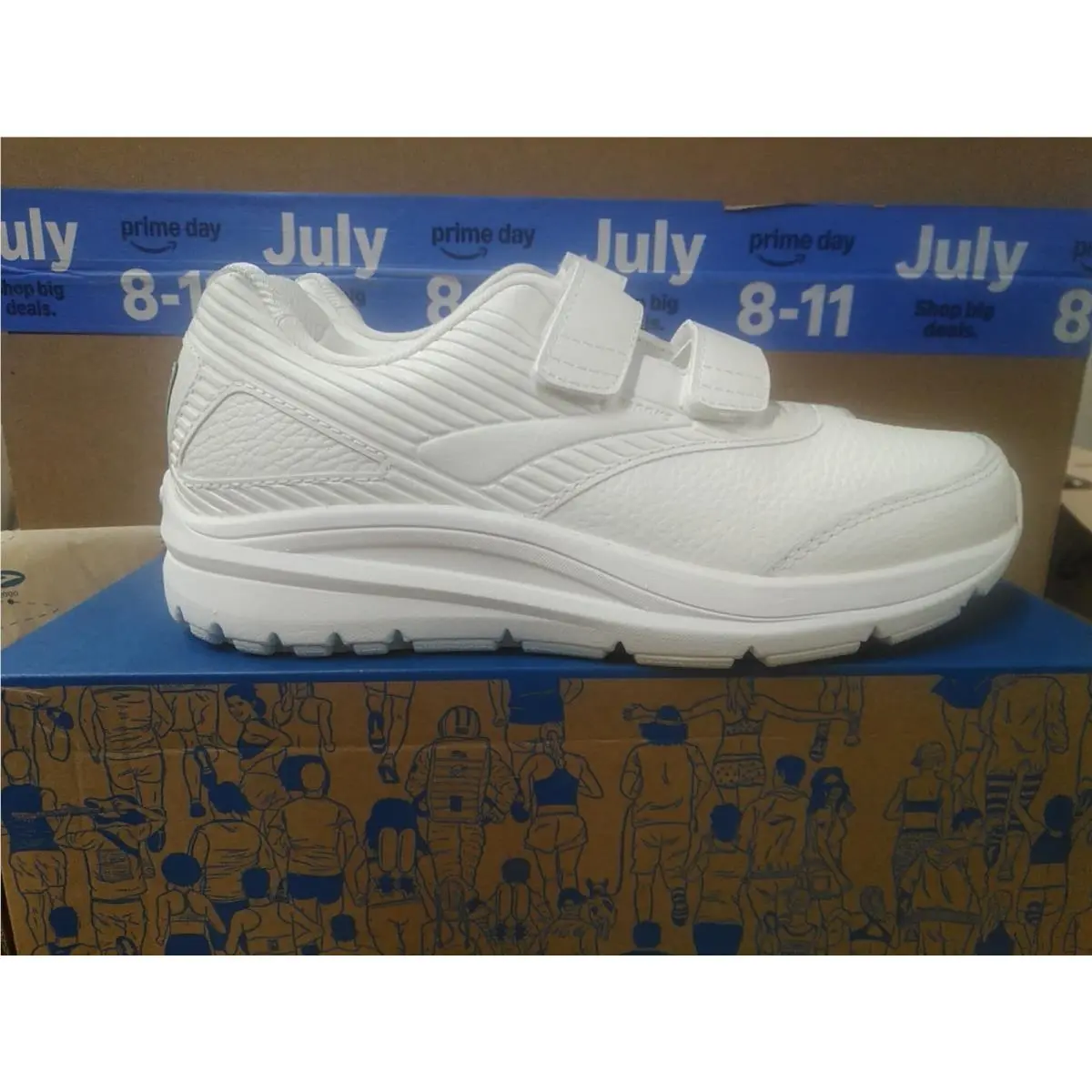 Brooks shoes - Brooks Addiction - Addiction - 120309-1B-142 - White (UPC: 190340572227) 0