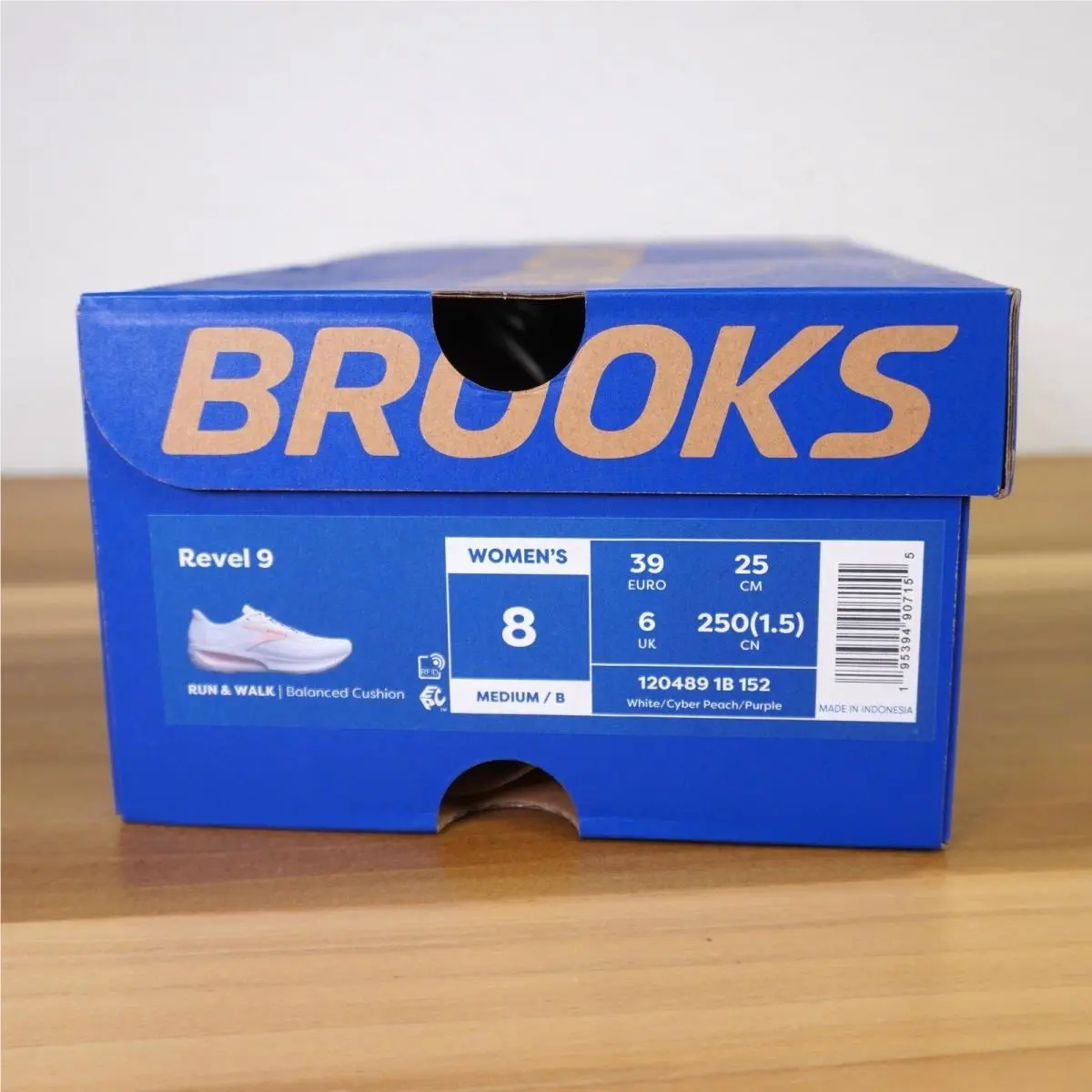 Brooks shoes - Brooks Revel 9 - Revel - White 7