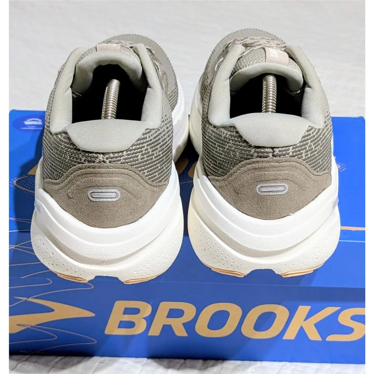 Brooks shoes - Ghost Max 2 - Ghost Max - 110431-1D-240 - Beige 6