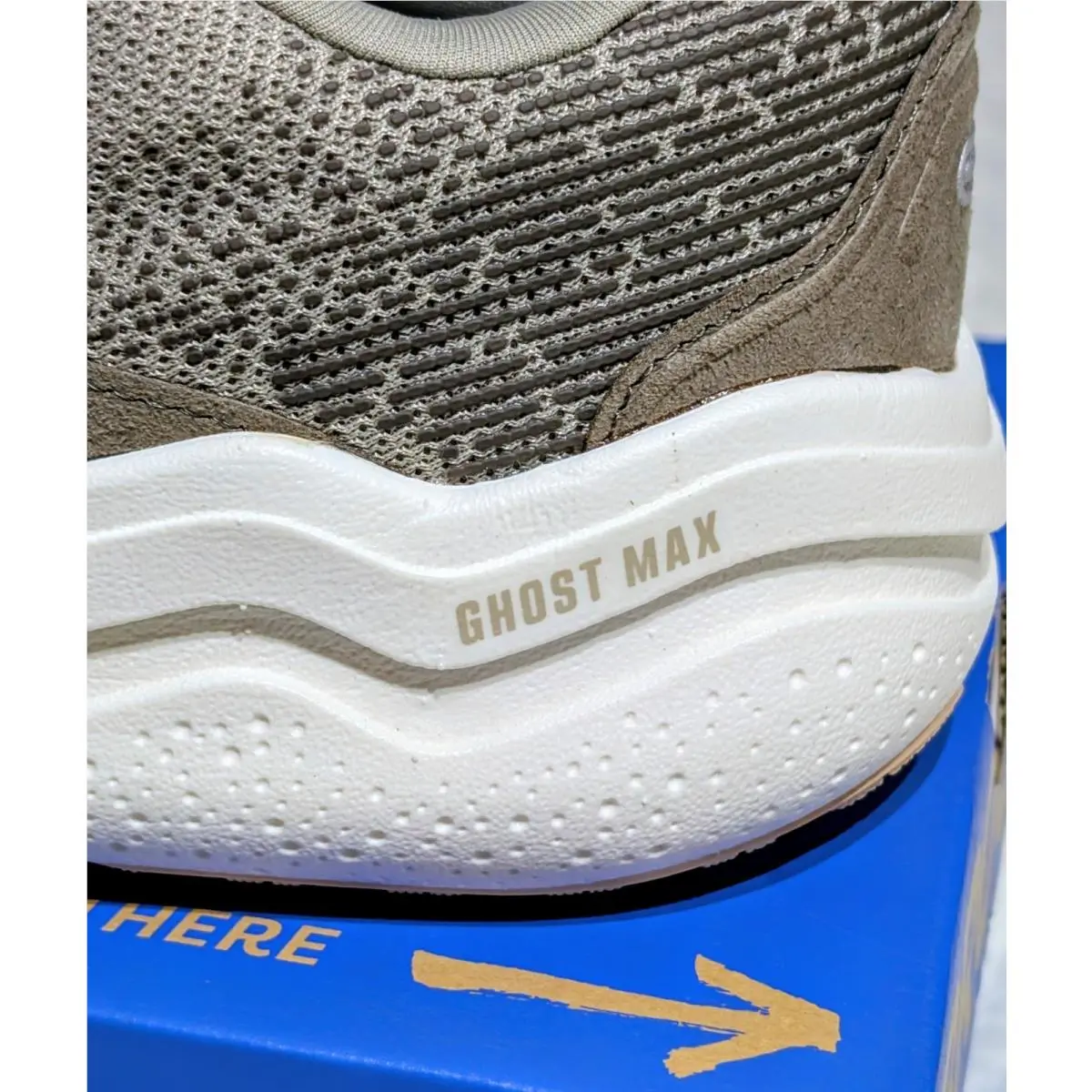 Brooks shoes - Ghost Max 2 - Ghost Max - 110431-1D-240 - Beige 1