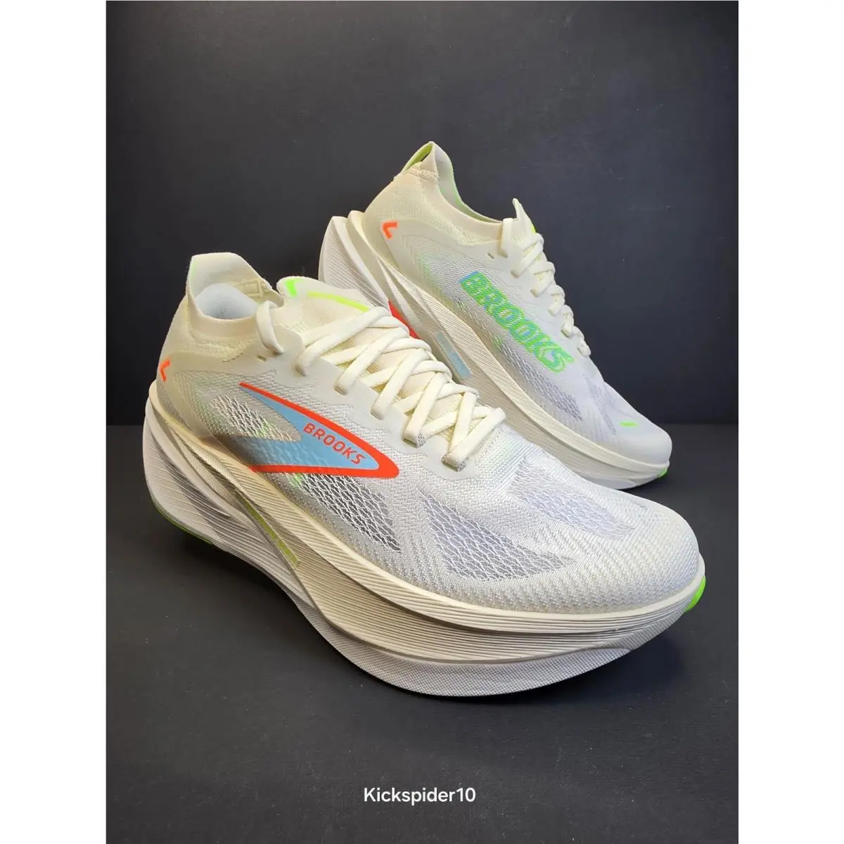 Brooks shoes - Brooks Hyperion Max 3 - Hyperion Max - 120455-1B-182 - Coconut/Green Gecko/Pink Clay 1