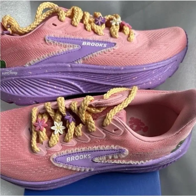 Brooks shoes - Brooks Ghost - Ghost - Pink And Purple 3