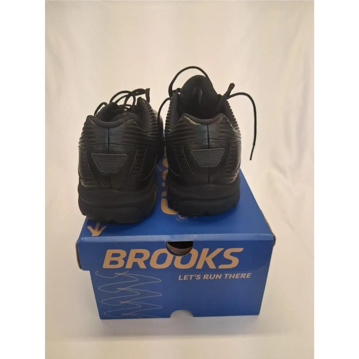 Brooks shoes - Addiction Walker 2 - Addiction Walker - 1103181B072130 - Black/Black (UPC: 190340568947) 3