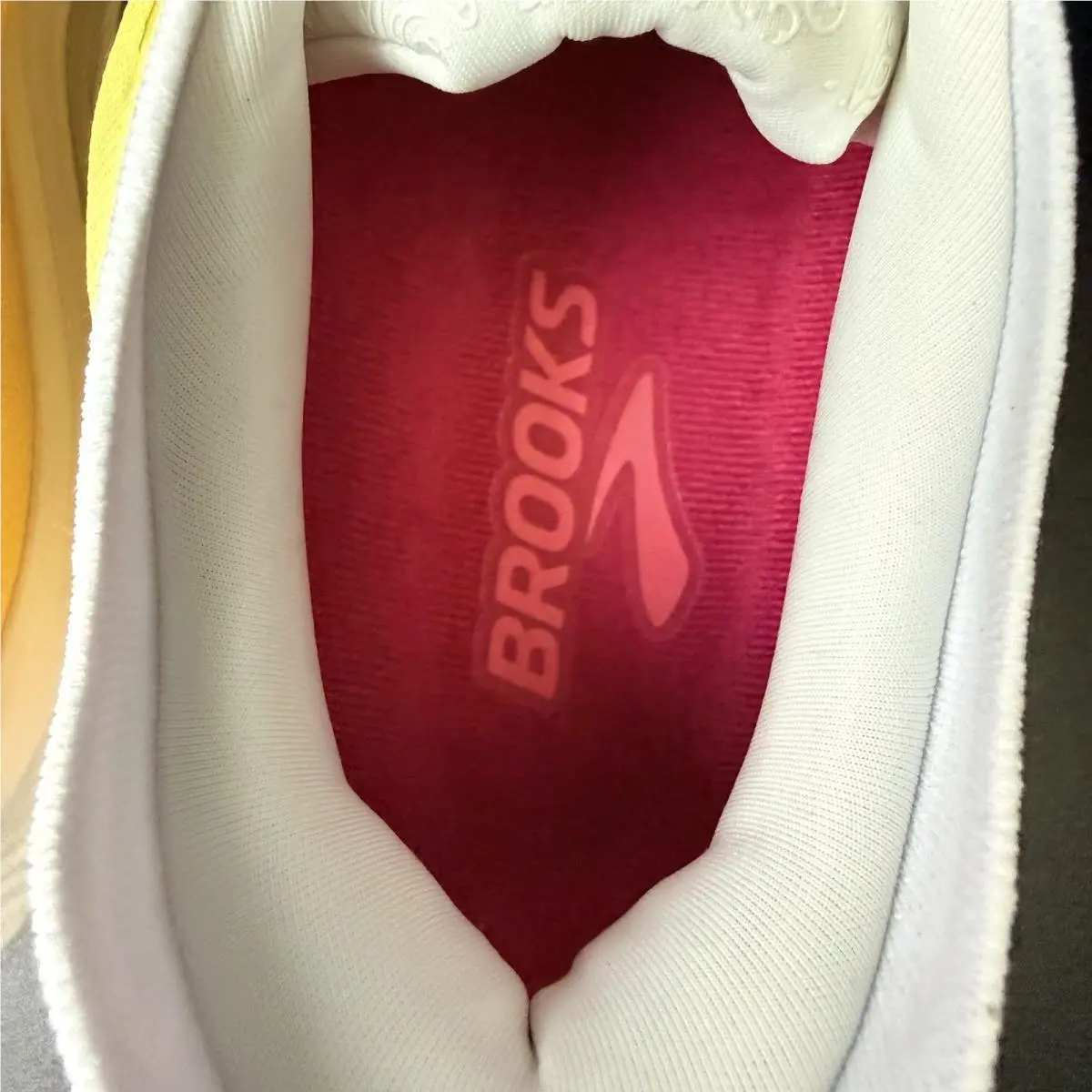 Brooks shoes - Brooks Glycerin - Glycerin - 110563 1D 747 - Yellow 9