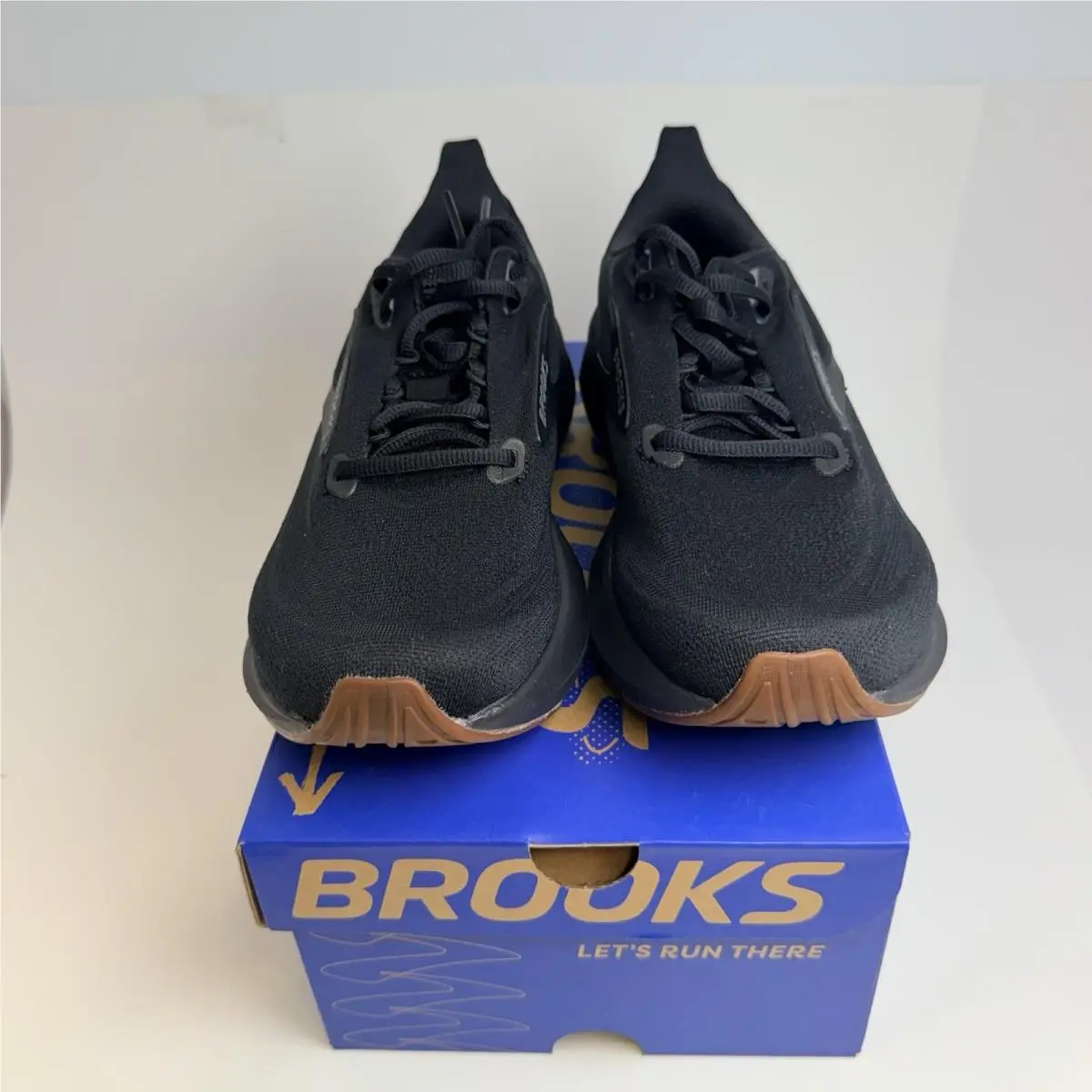 Brooks shoes - Brooks Revel - Revel - Black 1