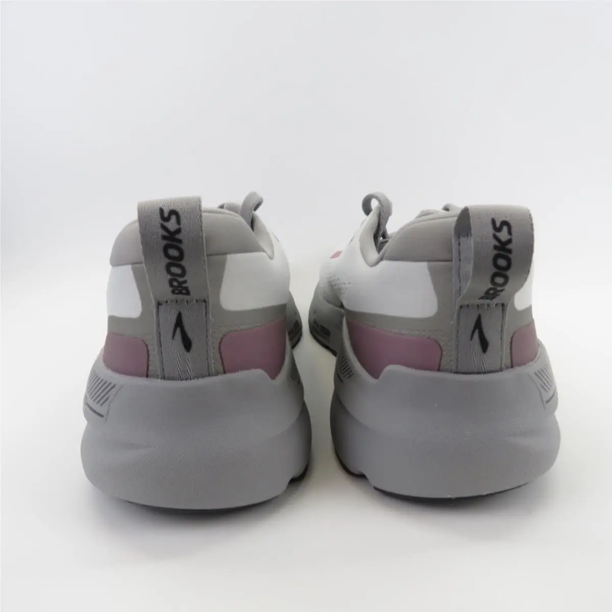 Brooks shoes - Gray 2