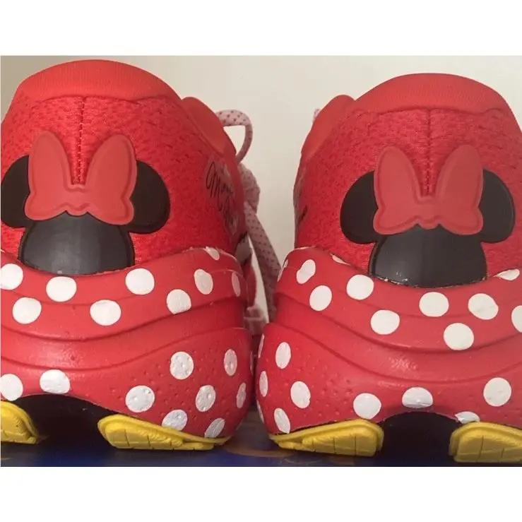 Brooks shoes - Disney Minnie Mouse Ghost Max - Red 2