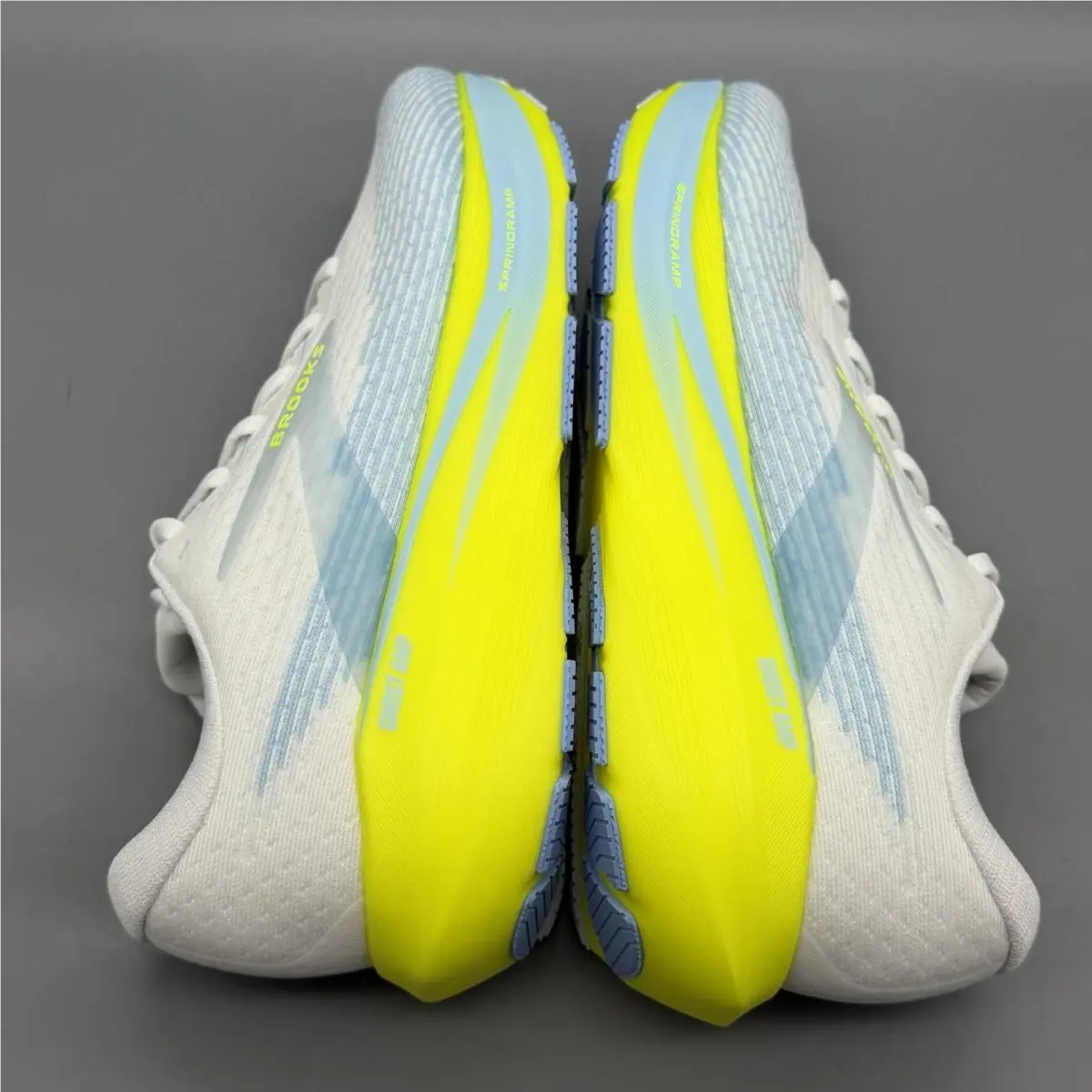 Brooks shoes - Brooks Ghost Amp - Ghost Amp - 1204861B130 - White (UPC: 0195394901306) 4