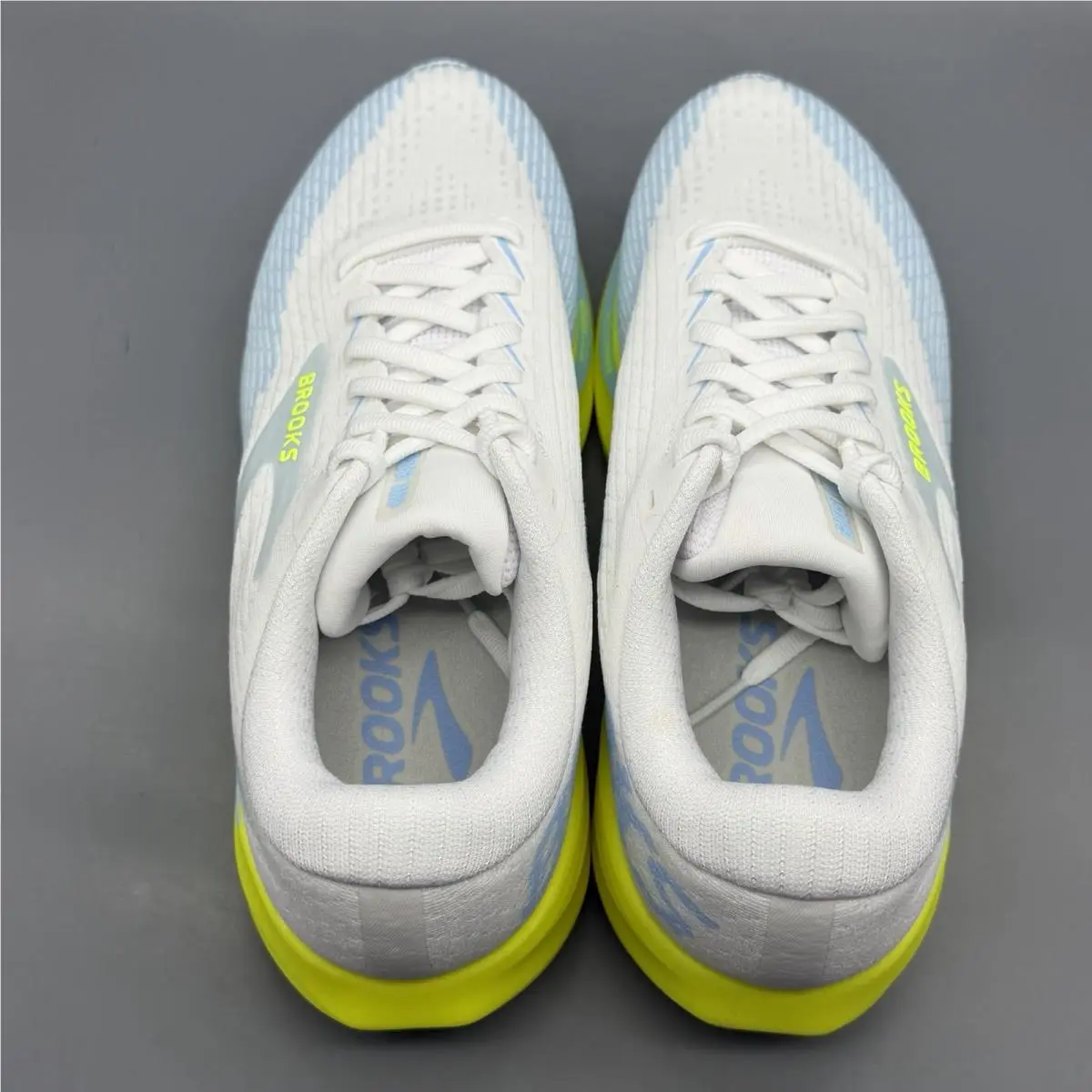 Brooks shoes - Brooks Ghost Amp - Ghost Amp - 1204861B130 - White (UPC: 0195394901306) 5