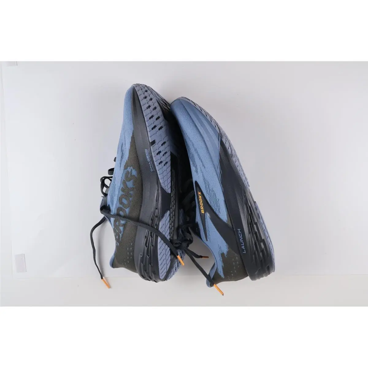 Brooks shoes - Launch 9 - Launch - Blue 1