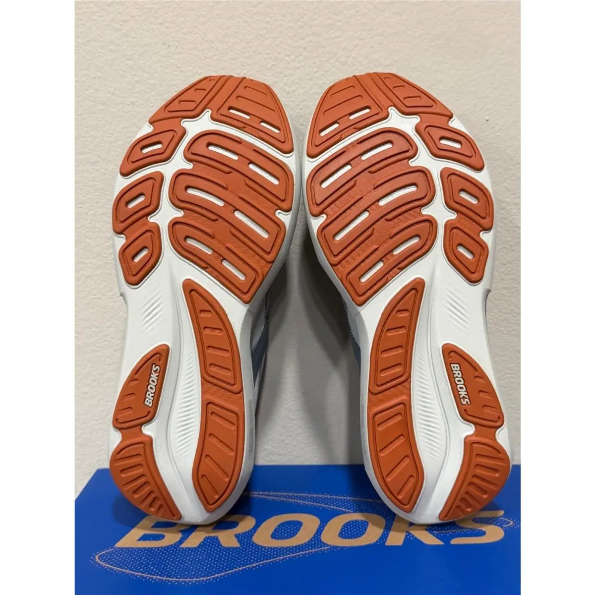 Brooks shoes - Gray 2