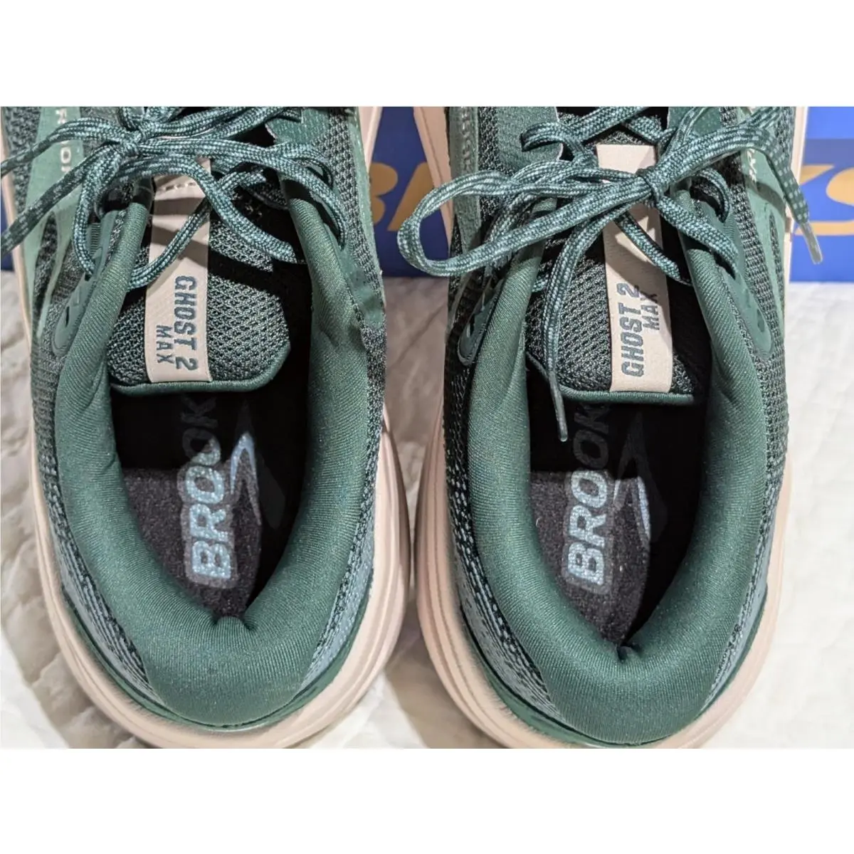 Brooks shoes - Ghost Max 2 - Ghost Max - 110431 1D 324 - Green, Pine Grove/North Atlantic/Grey 12