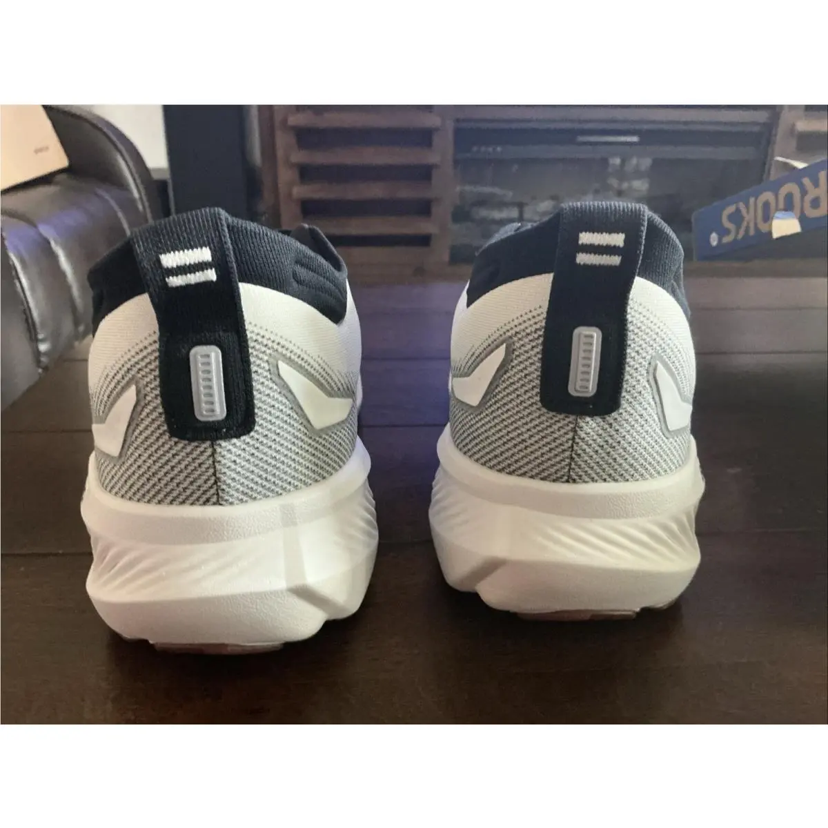 Brooks shoes - Glycerin 23 - Glycerin - 110476187 - White/Black Biscuit (UPC: 195394830064) 7
