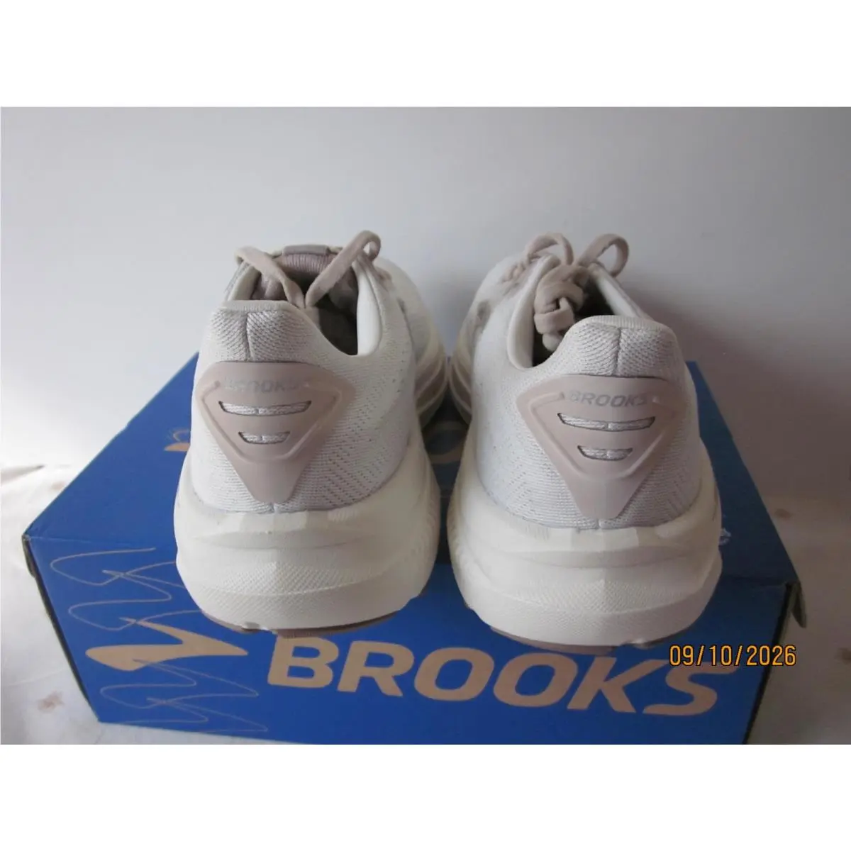 Brooks shoes - Brooks Ghost 17 - Ghost - Grey/Chateau Grey/Portabella 1