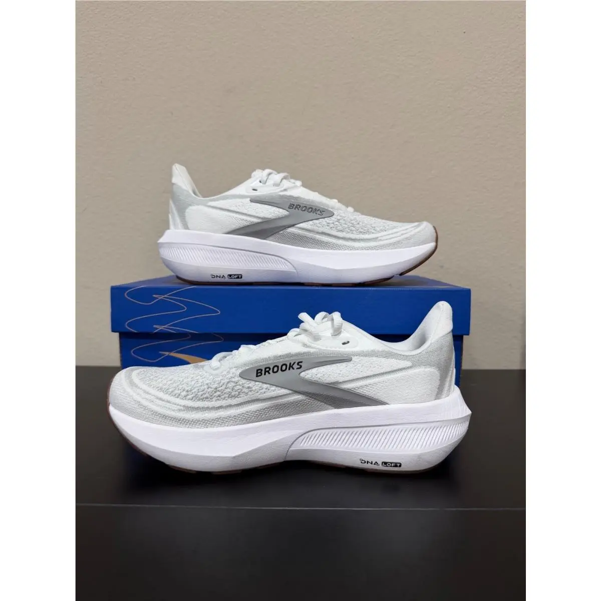 Brooks shoes - White 0