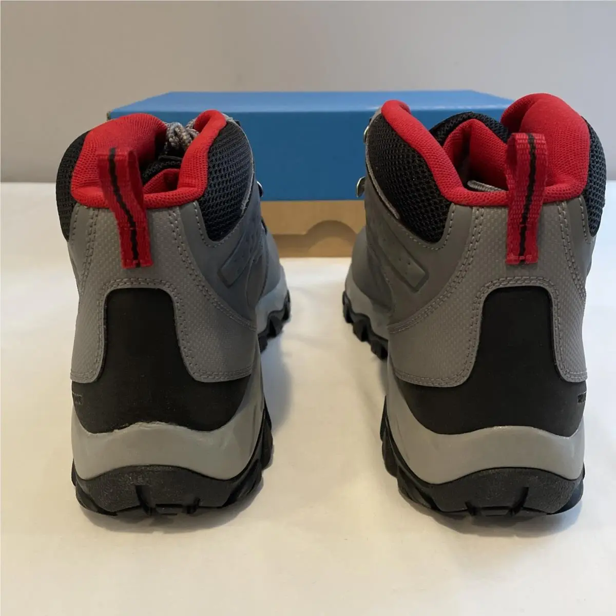Columbia shoes - Newton Ridge Plus II - Newton Ridge Plus - Gray 2