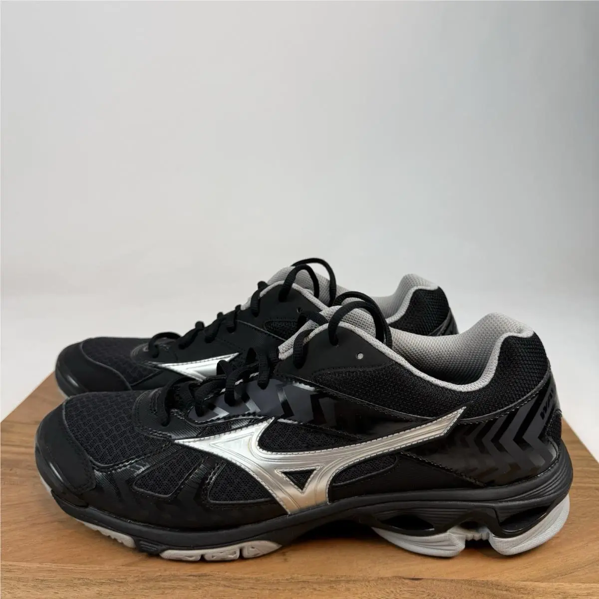 Mizuno shoes - Mizuno Wave Bolt 7 - Wave Bolt - V1GC186003 - Black 0