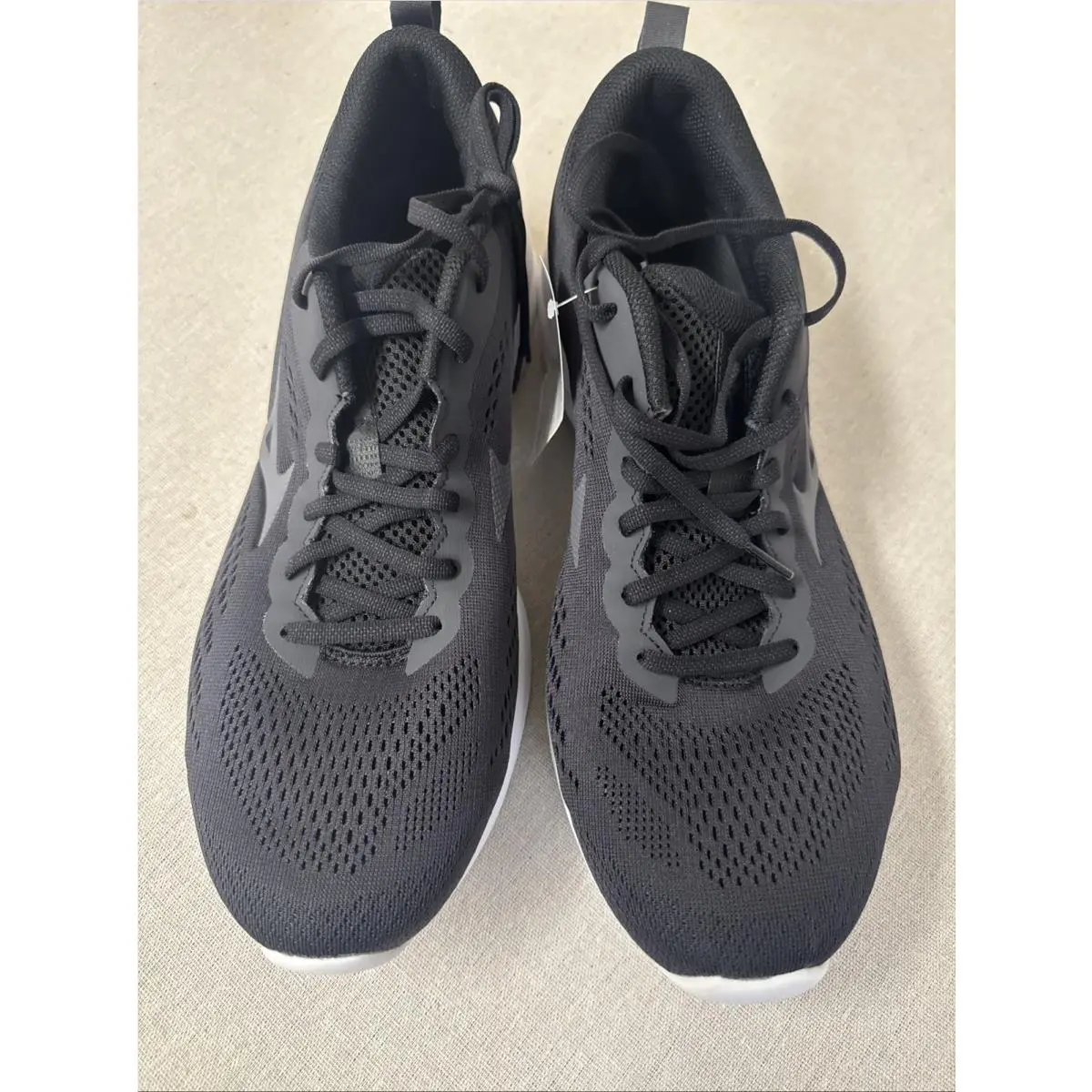 Mizuno shoes - Mizuno Wave Revolt 2 - Wave Revolt - Black 3