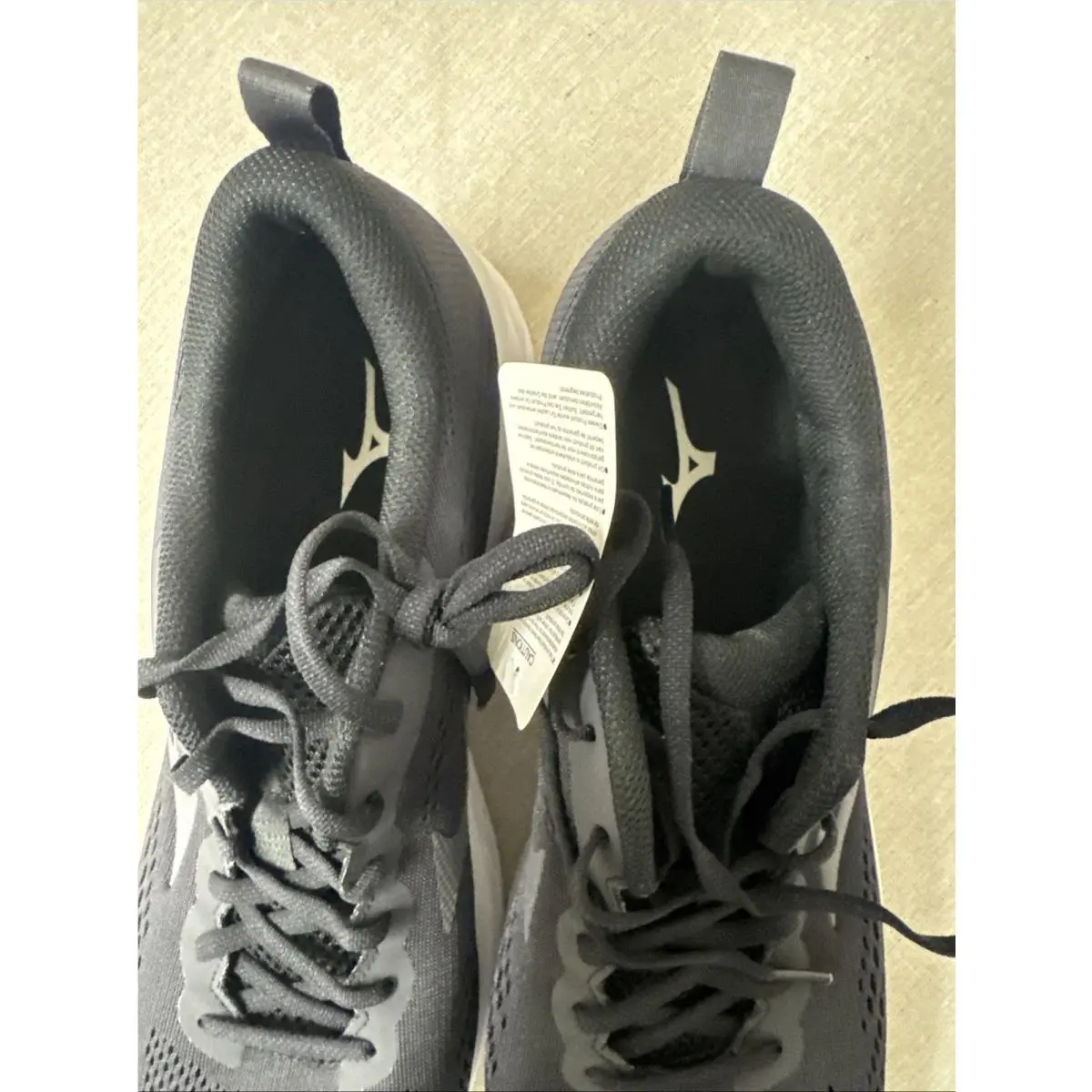 Mizuno shoes - Mizuno Wave Revolt 2 - Wave Revolt - Black 4