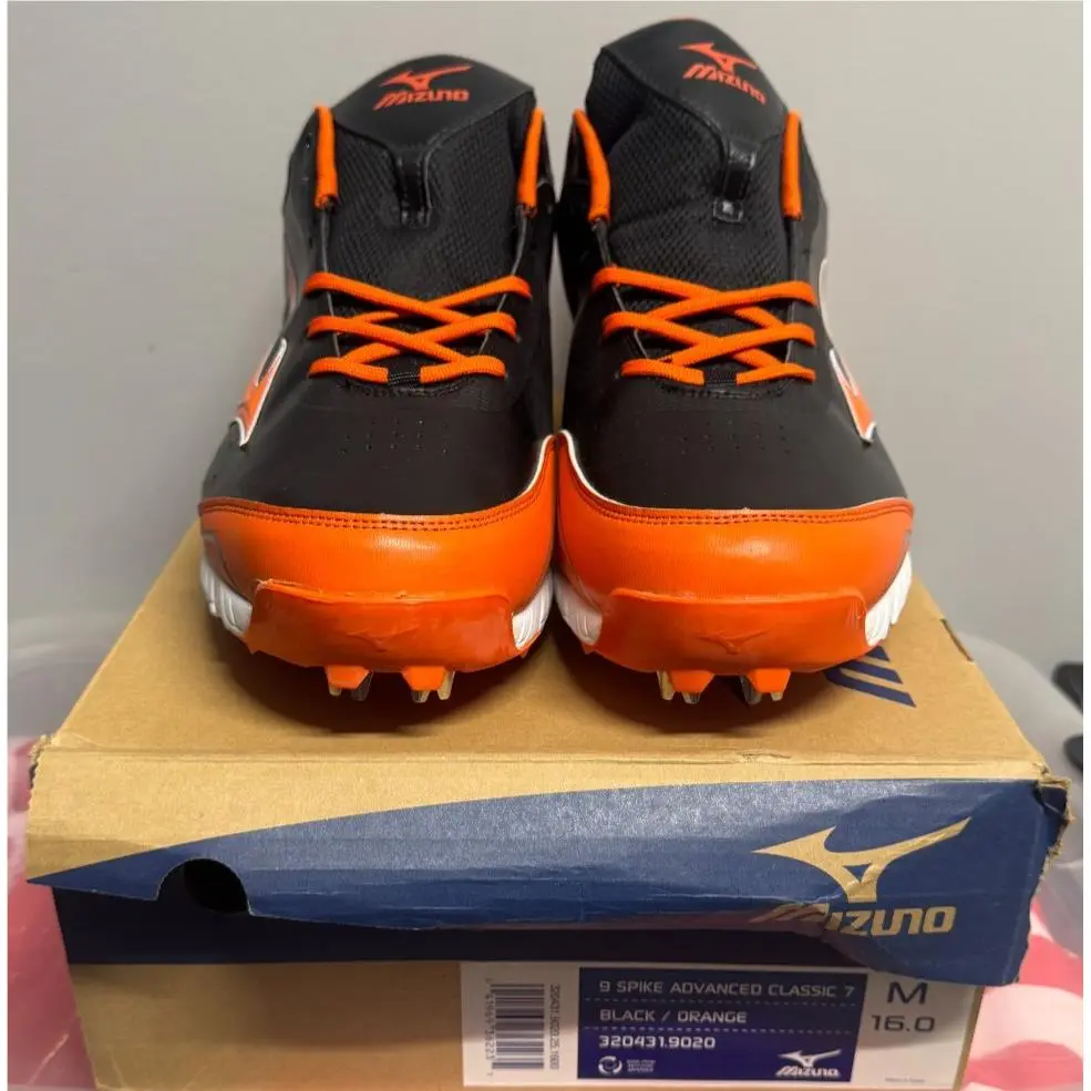 Mizuno shoes - Black & Orange (UPC: 041969362235) 2