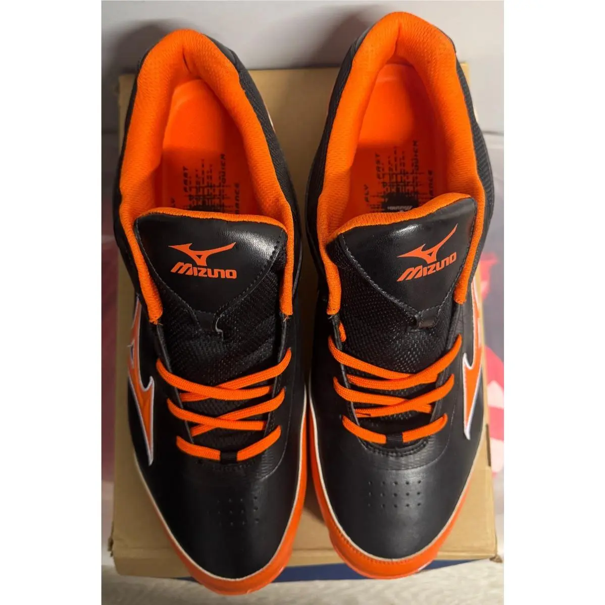 Mizuno shoes - Black & Orange (UPC: 041969362235) 3