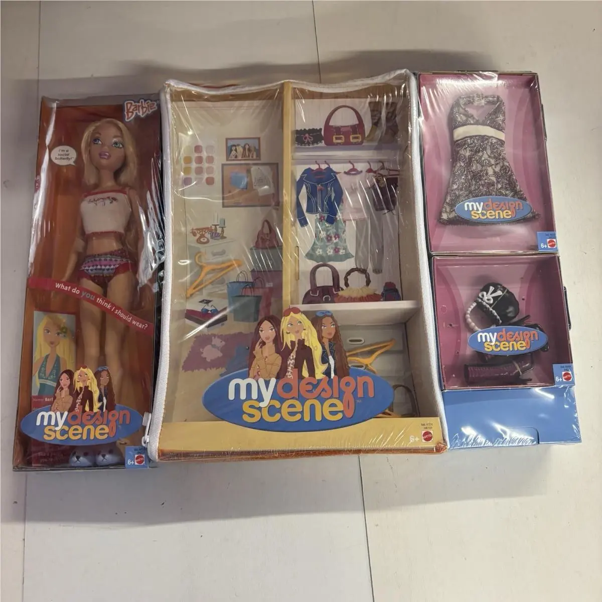 My Design Scene Barbie Doll Orange Case Fashions Mattel Rare