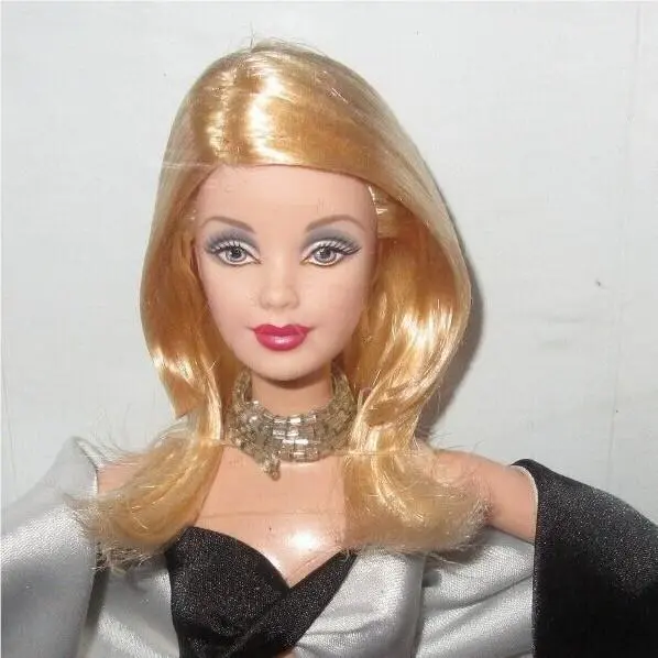 Nrfb Barbie Mattel Noir et Blank Club Exclusive Limited Edition Fashion Doll