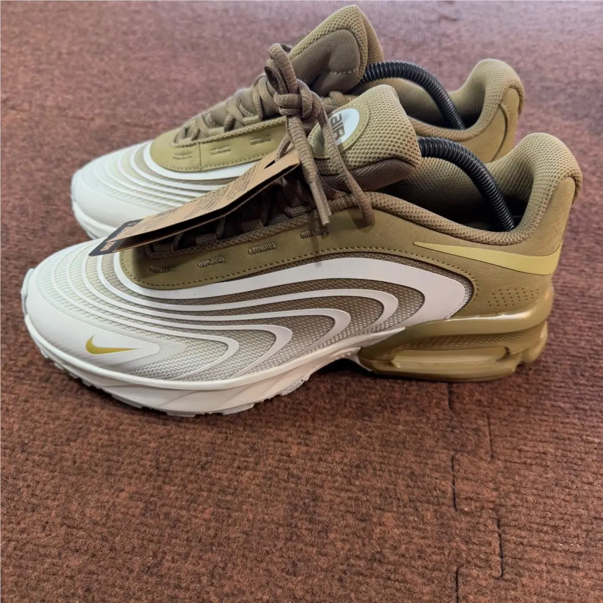 Nike shoes - IR0819-004 - IR0819-004 - Beige 3