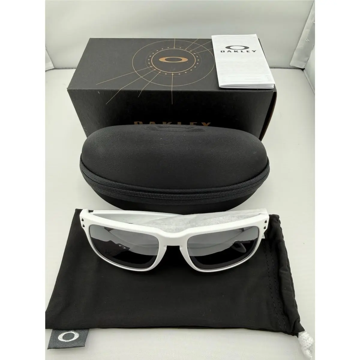 Oakley Holbrook Custom Matte White / Black Prizm Black Iridium Polarized