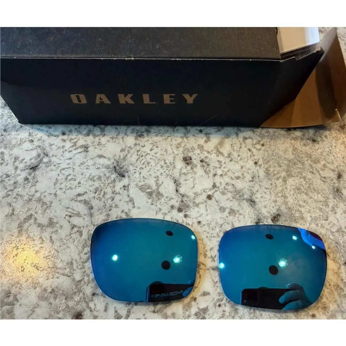 Oem Oakley Holbrook Sunglasses Polarized Prizm Sapphire Lens Prizm Lens