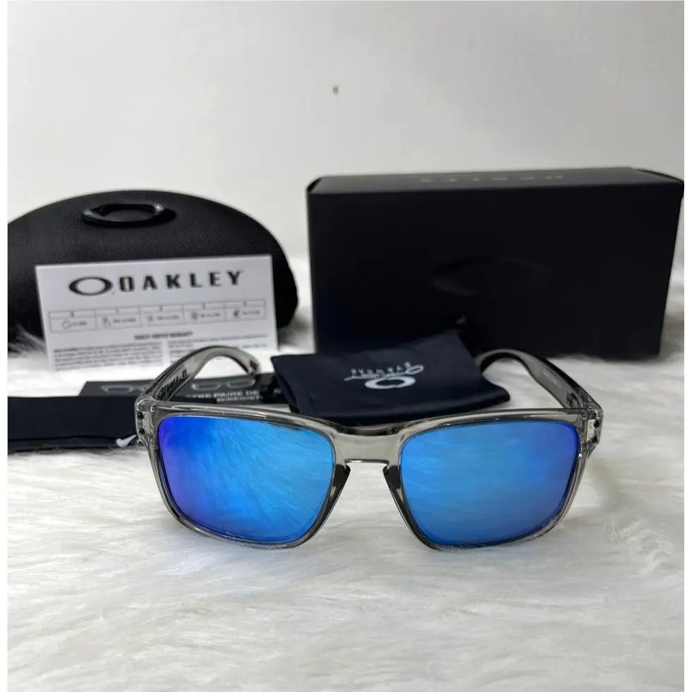 Oakley Holbrook Sunglasses Grey Smoke Clear Frame Blue Mirror Polarized Lens