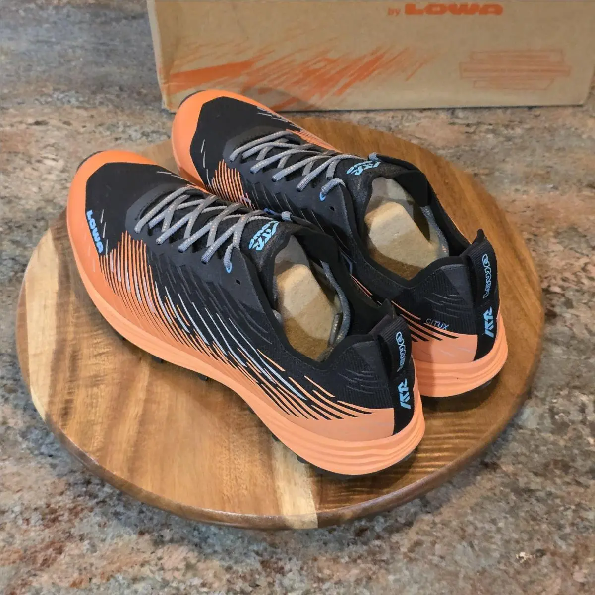 Lowa shoes - Black 3
