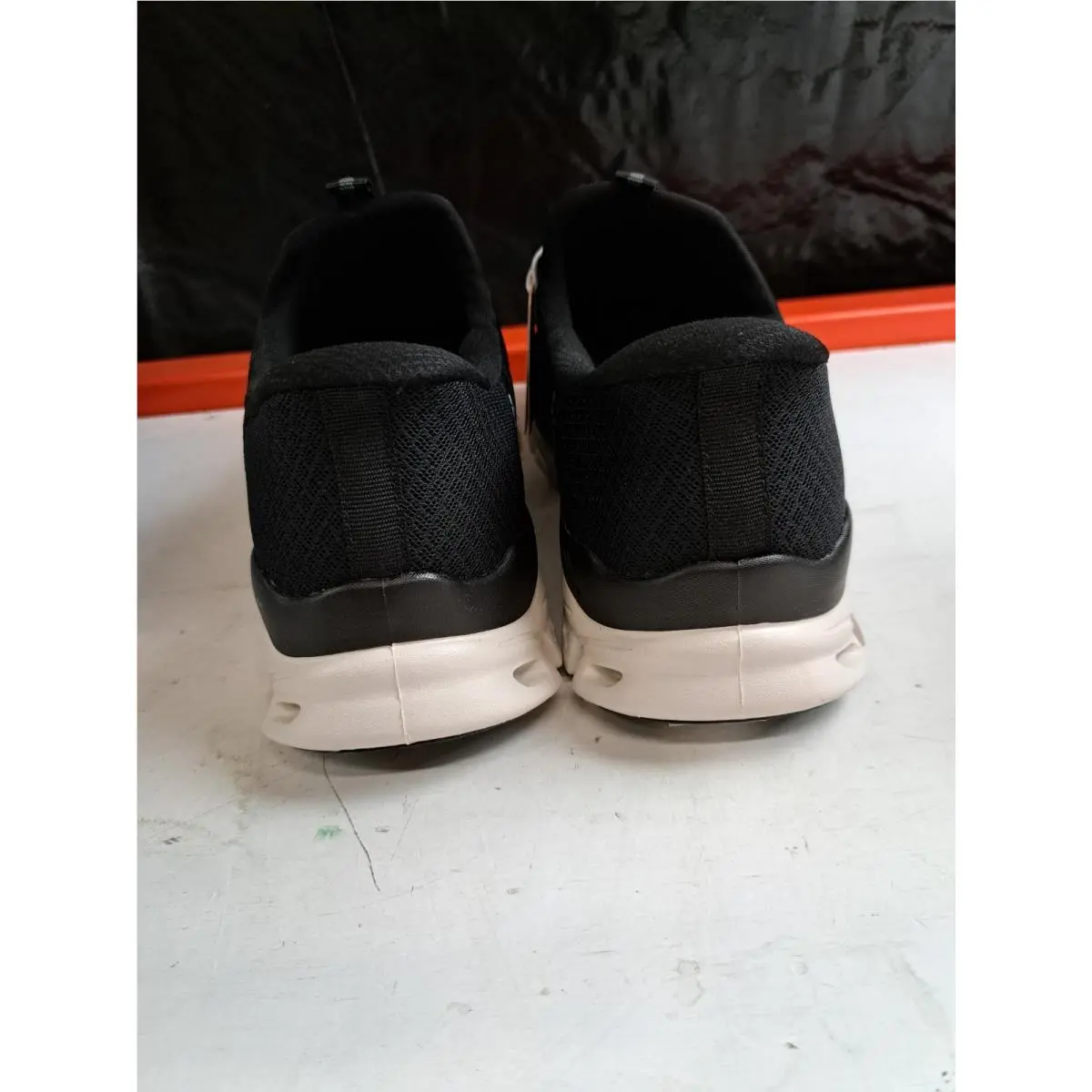 Skechers shoes - Black 2