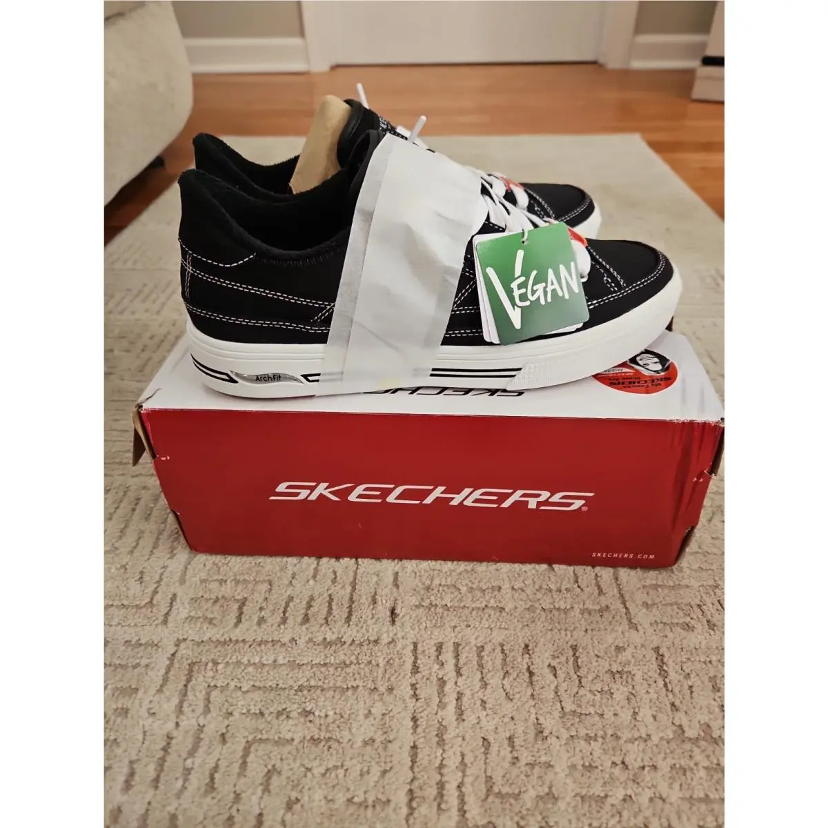 Skechers Arcade Arch Fit Arcata Black Sneaker Women`s Sizes 8.4