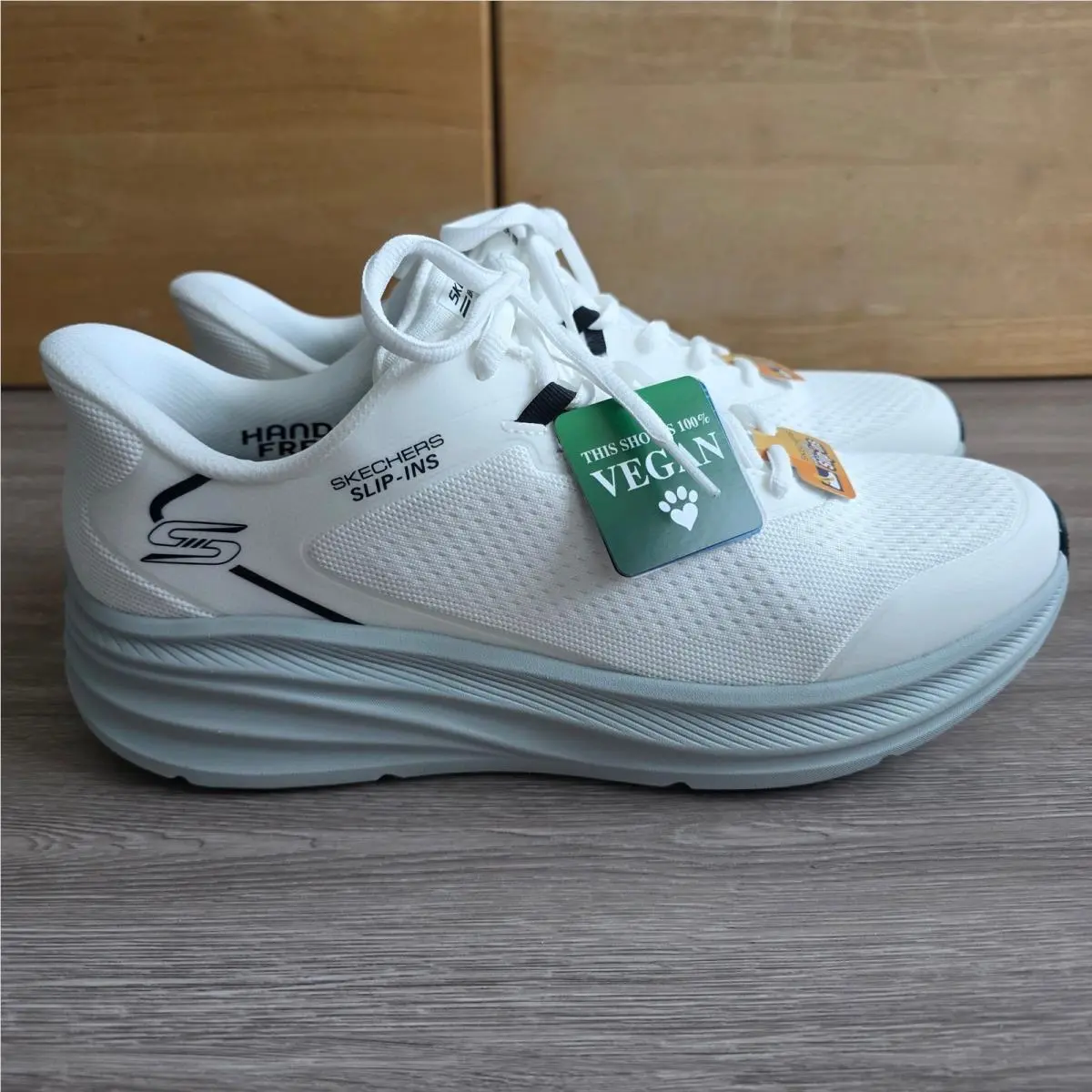 Skechers shoes - Skechers Hands Free Slip-ins Bobs Sport Skillz - White 11
