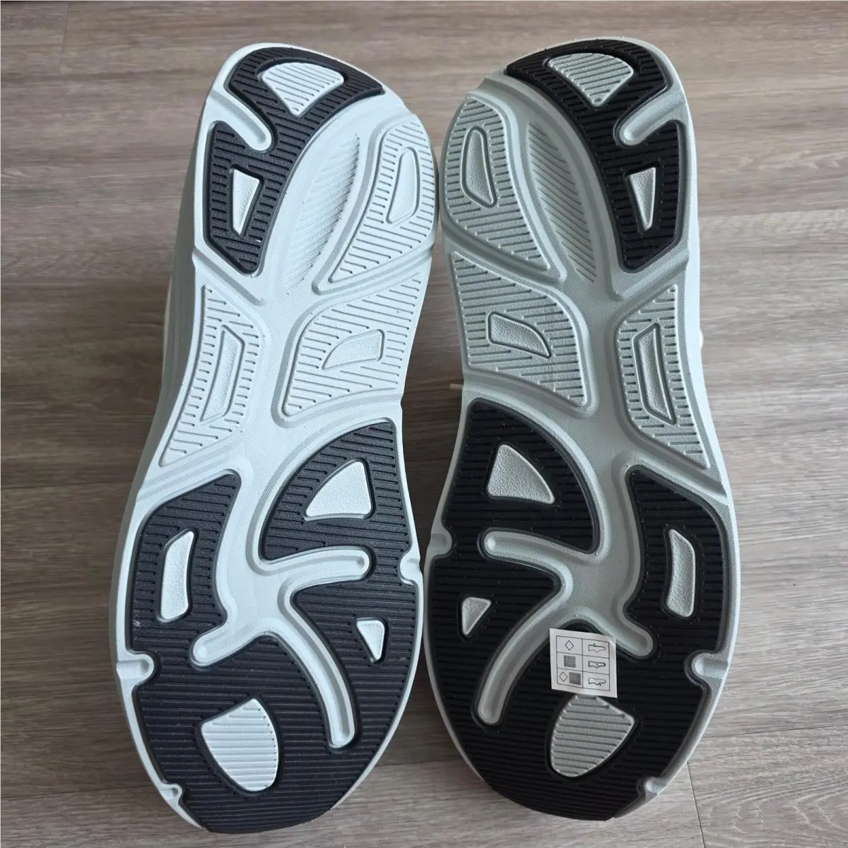 Skechers shoes - Skechers Hands Free Slip-ins Bobs Sport Skillz - White 4