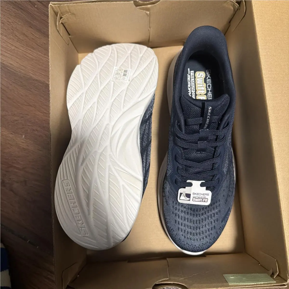 Skechers shoes - Skechers Hands Free Skech-Edge Swift - Blue 1