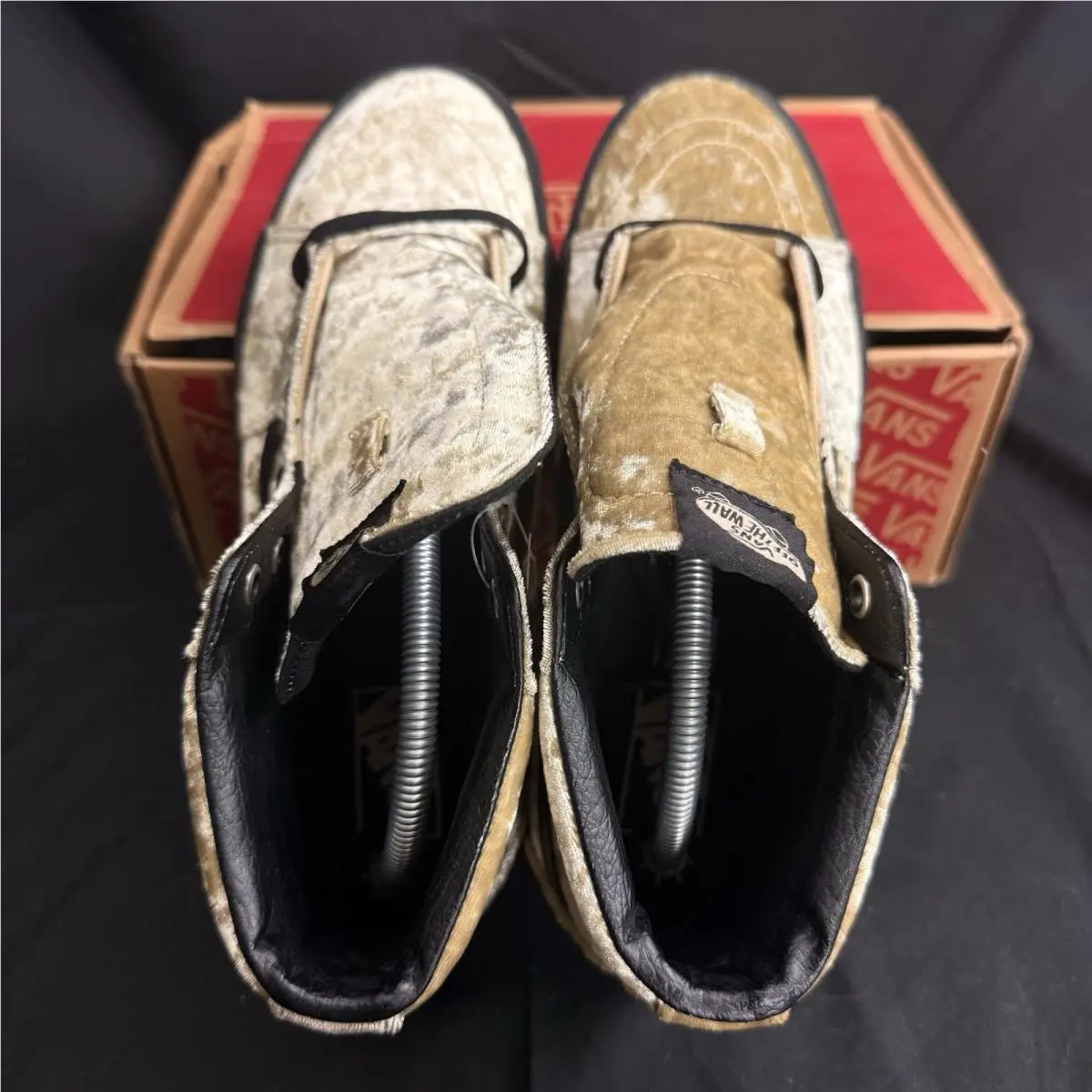 Vans shoes - VANS Sk8-Hi - VNOA38GENQA - Gold 3