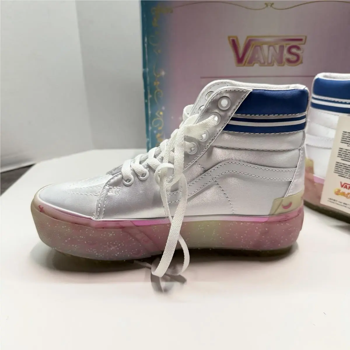 Vans shoes - VANS Sk8-Hi - VN0A4BTWSLV - White 1