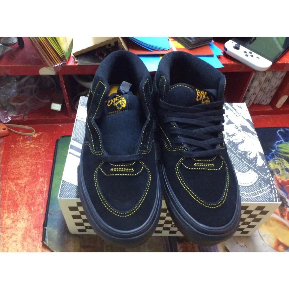 Skate Half Cab Shoes Black Mustard Size 9 by Vans