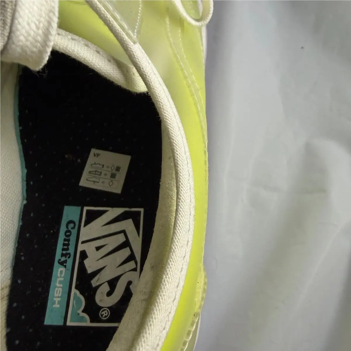 Vans shoes - Vans ComfyCush Old Skool - ComfyCush Old Skool - Yellow 4