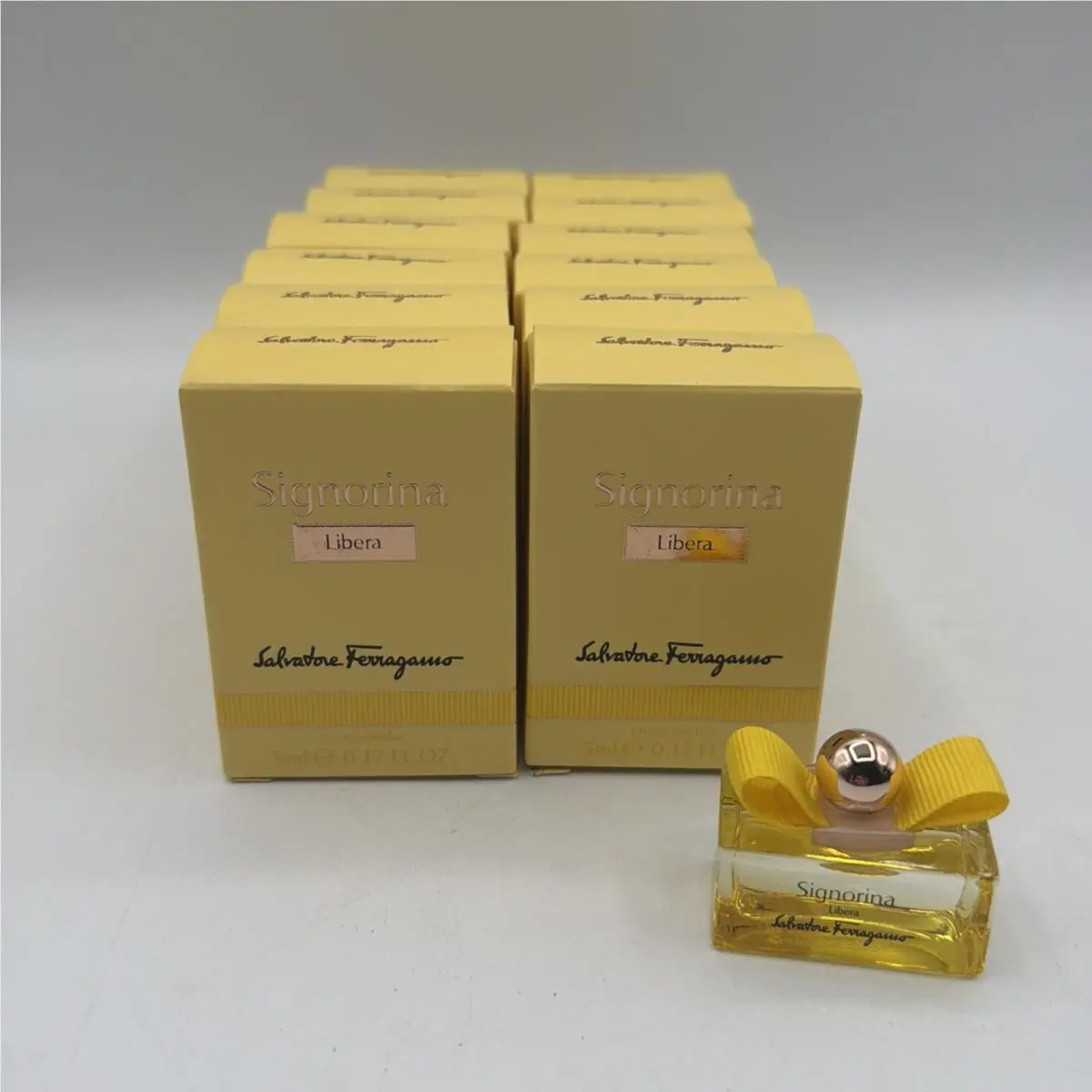 Lot Of 12 Salvatore Ferragamo Signorina Libera Eau De Parfum 5ml Minis