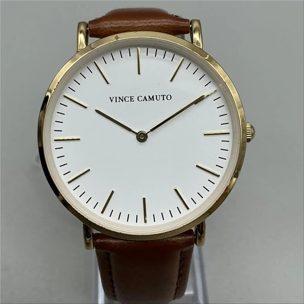 Vince Camuto Mens Watch 40mm White Dial Brown Leather Gold Tone Battery
