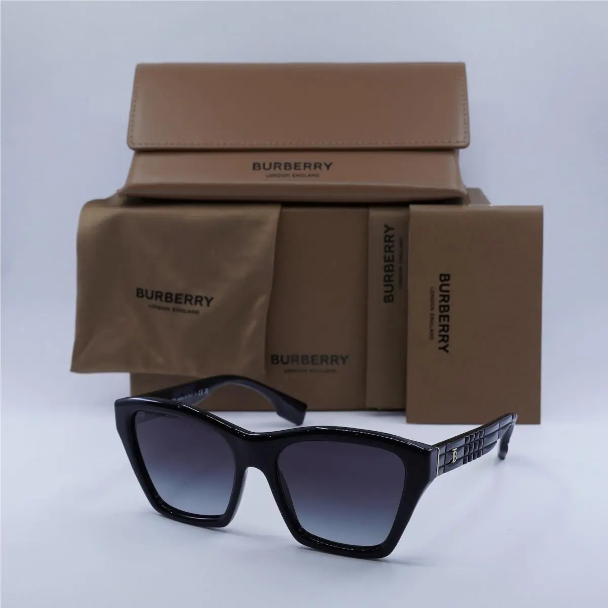 BE4391 30018G Black/grey Gradient 54-17-140 Sunglasses by Burberry